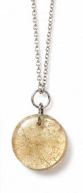 Ivory Dried Flower Circle Pendant Necklace